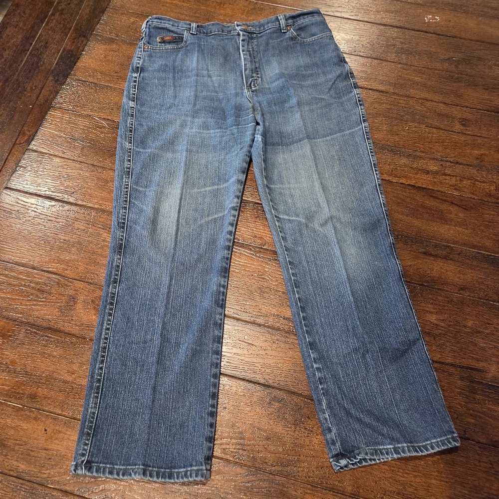 Levis Womens Straight Leg Jeans Medium Wash Blue Denim Stretch Pants 0048